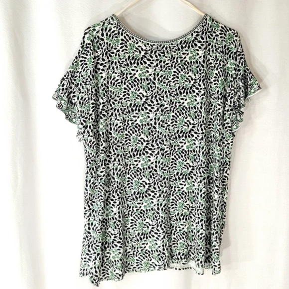 Max Studio Botanical Pattern Flutter Sleeve Top - Picture 7 of 7